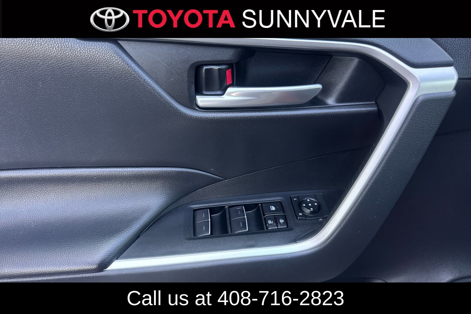 Used 2023 Toyota RAV4 XLE FWD image 10