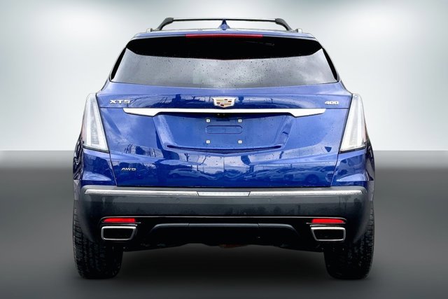 Used 2023 Cadillac XT5 Sportv w/ Technology Package AWD/4WD image 3