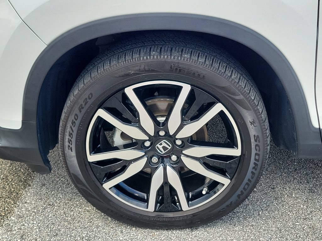 Used 2021 Honda Pilot Touring image 6