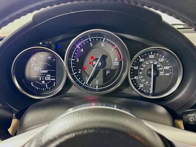 Used 2016 MAZDA MX-5 Miata Grand Touring RWD image 12