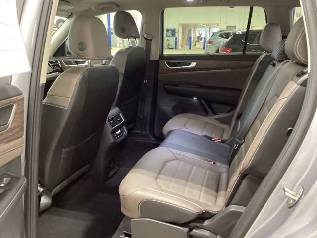 Certified 2025 Volkswagen Atlas SEL image 8