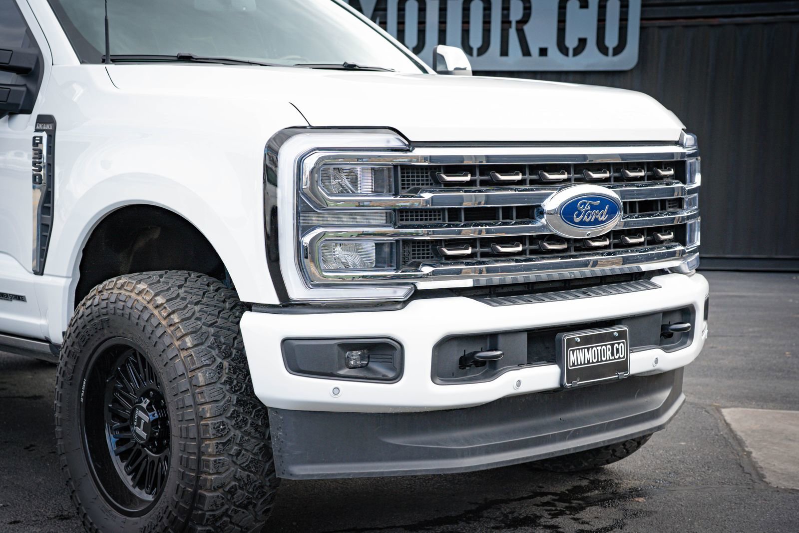 Used 2025 Ford F350 King Ranch AWD/4WD image 3