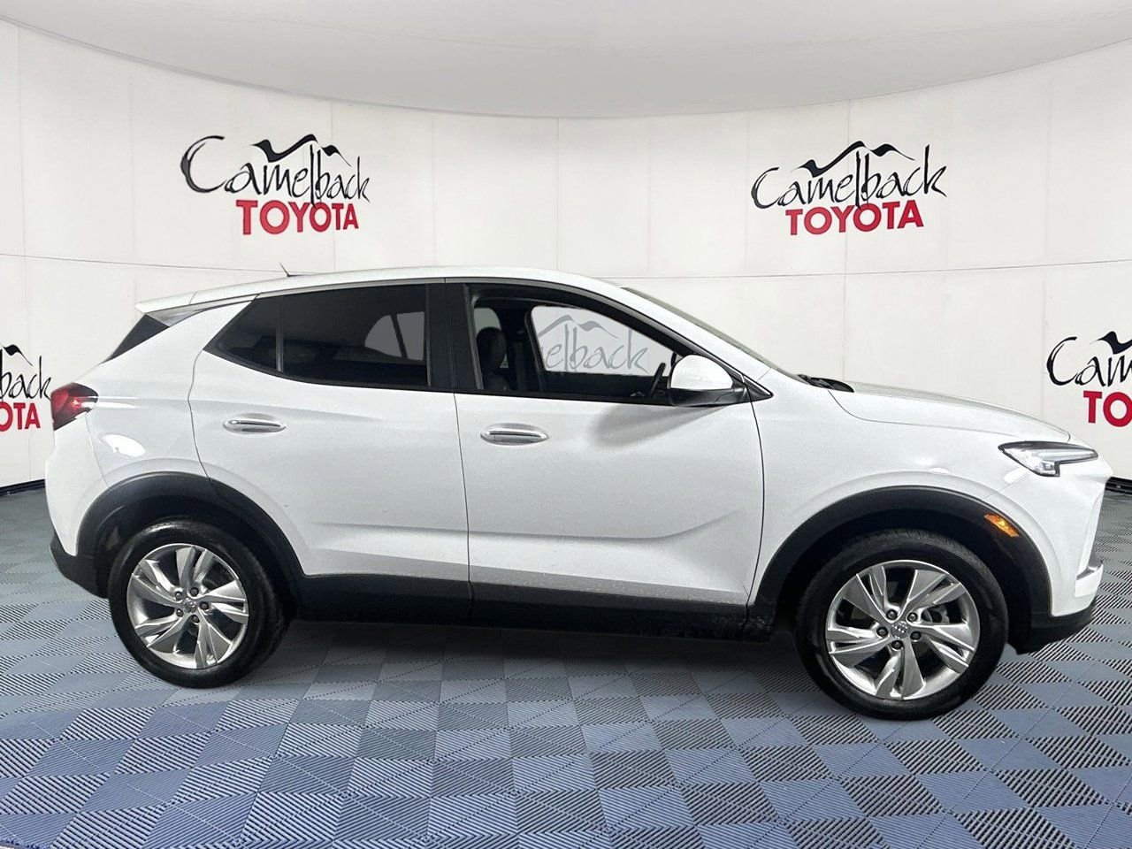 Used 2025 Buick Encore GX Preferred FWD image 8
