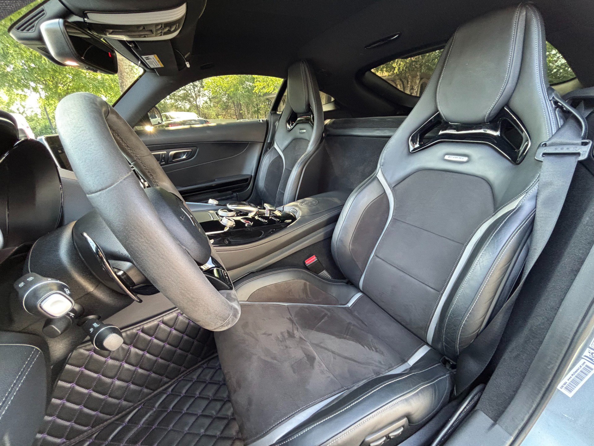 Used 2018 Mercedes-Benz AMG GT R image 12