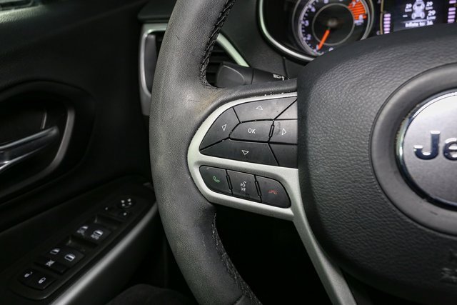 Used 2022 Jeep Cherokee Latitude w/ Sun & Sound Group image 31