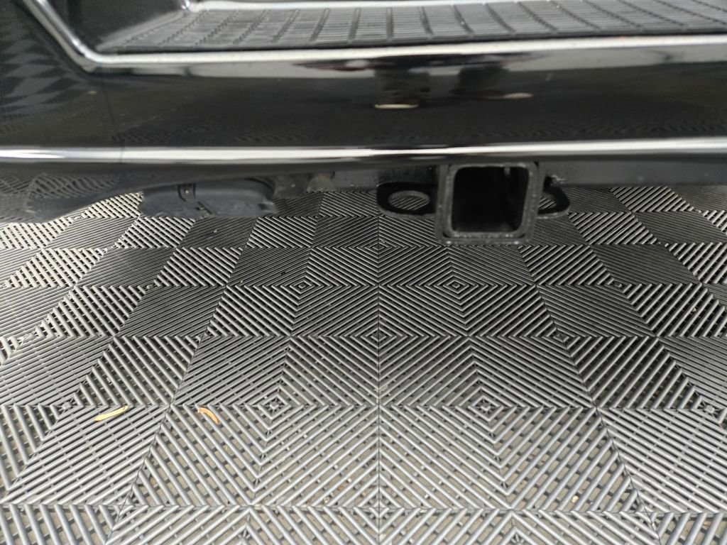 Used 2019 Chevrolet Express 2500 w/ Enhanced Convenience Package image 5