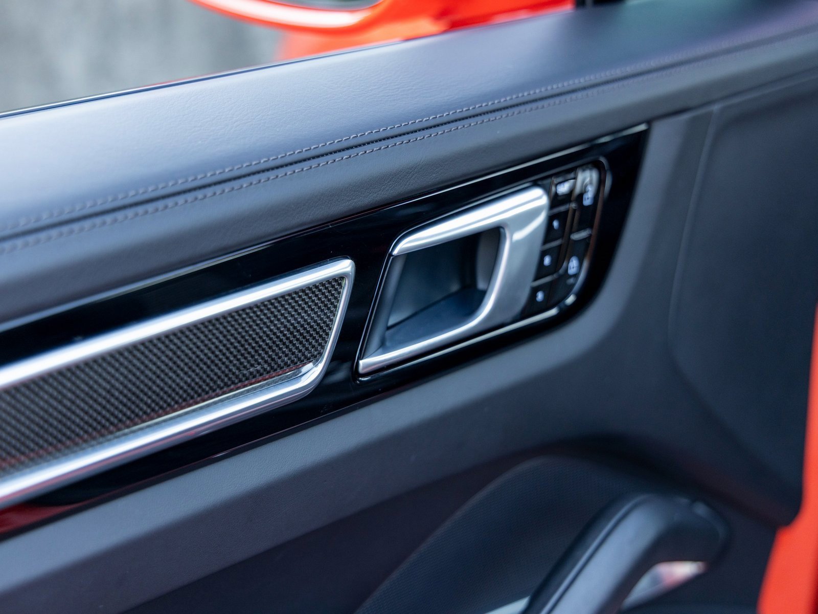 Certified 2020 Porsche Cayenne Turbo image 26