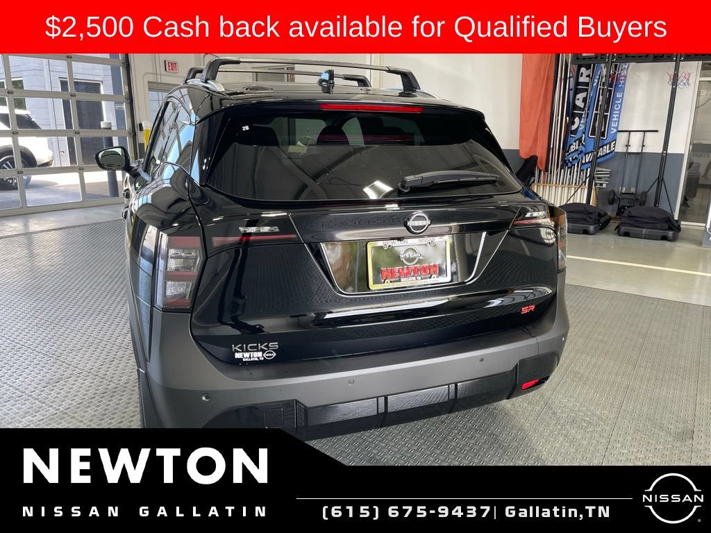 New 2026 Nissan Kicks SR w/ Cold Weather Package FWD image 7