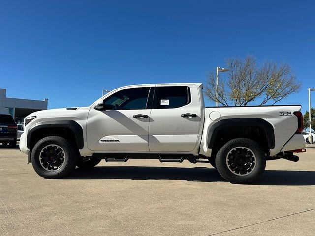 New 2026 Toyota Tacoma TRD Off-Road AWD/4WD image 2