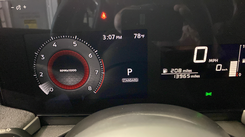 Used 2025 Nissan Kicks SV FWD image 16