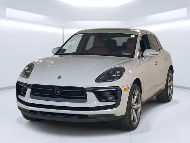 Certified 2026 Porsche Macan S AWD/4WD image 1