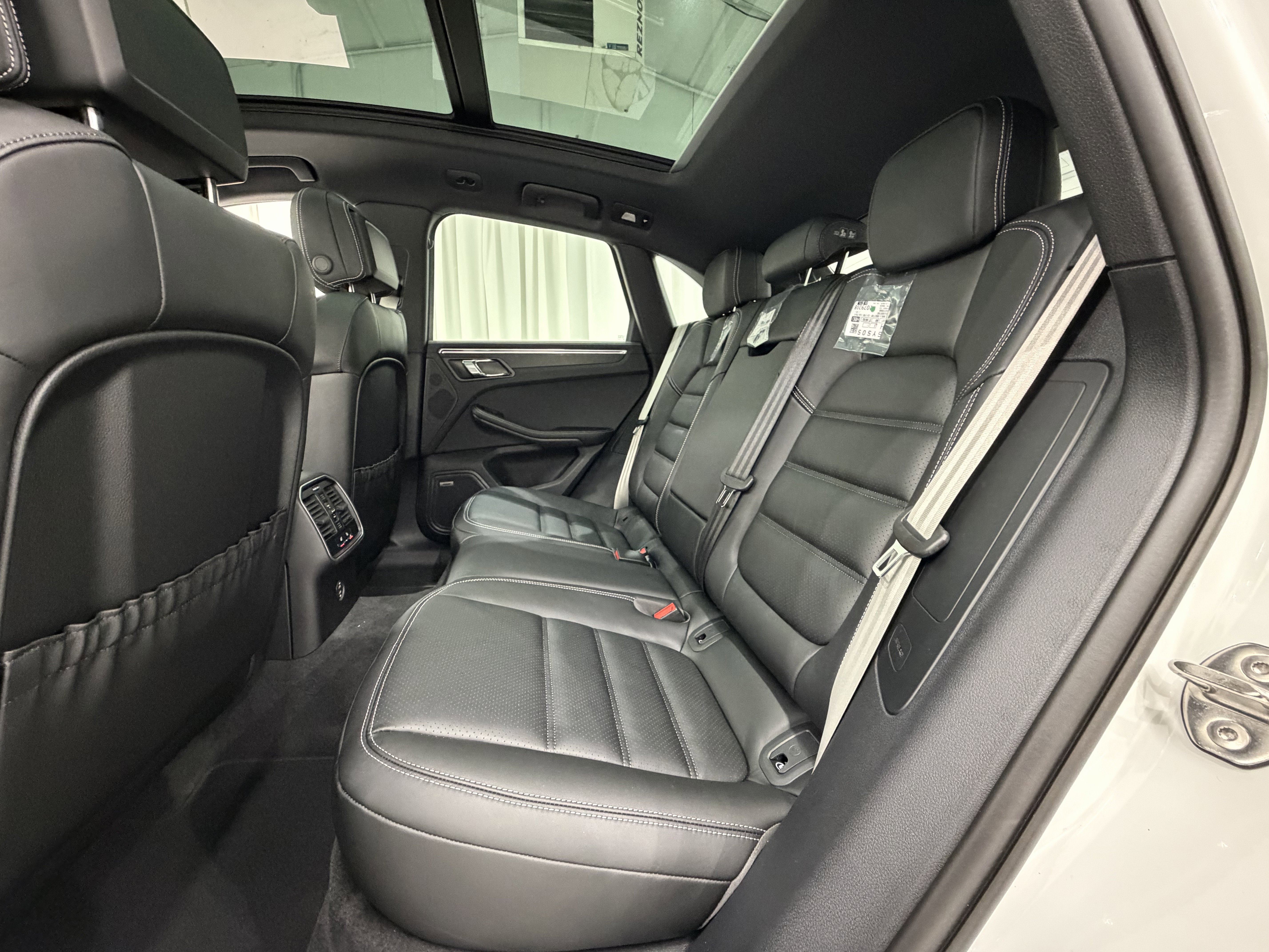 New 2026 Porsche Macan GTS image 20