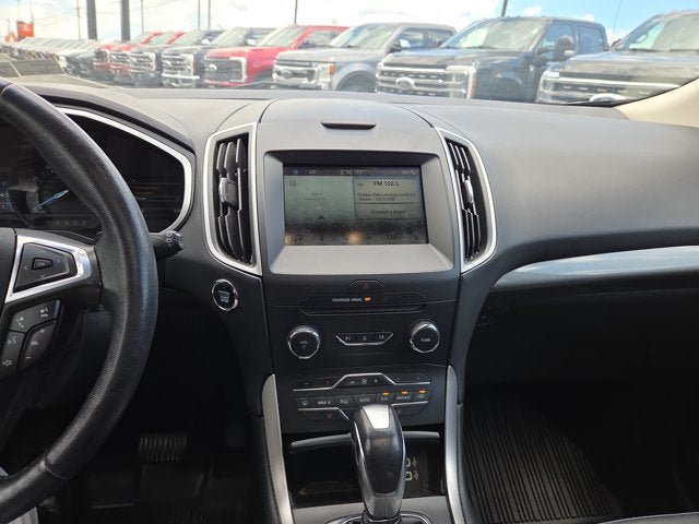 Used 2018 Ford Edge SEL w/ Equipment Group 201A AWD/4WD image 17
