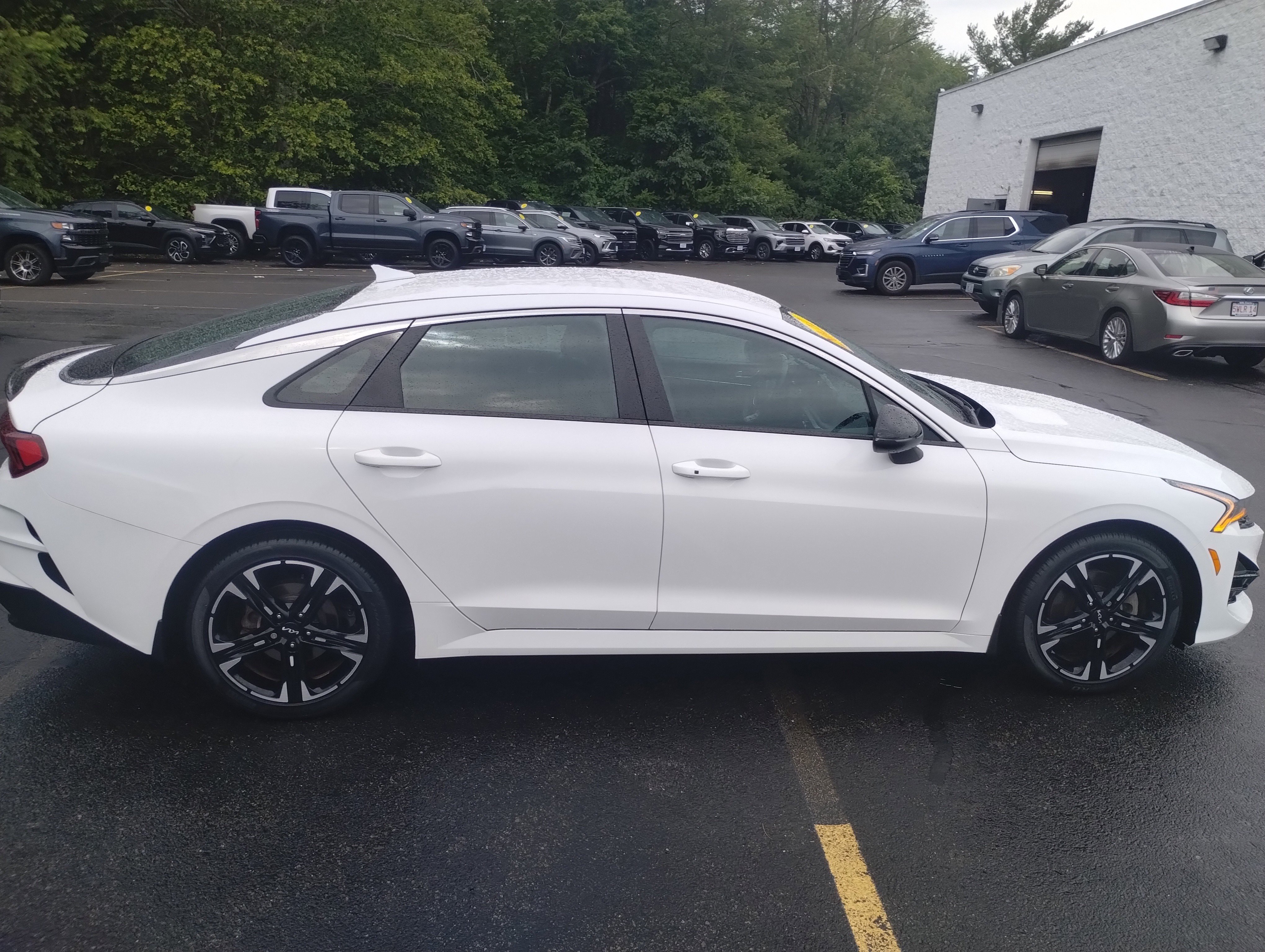 Used 2022 Kia K5 GT-Line image 2