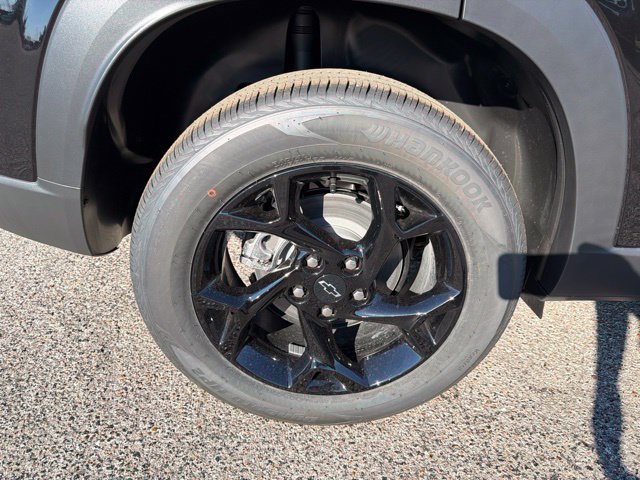 New 2026 Chevrolet Trax LT w/ Sunroof Package FWD image 54