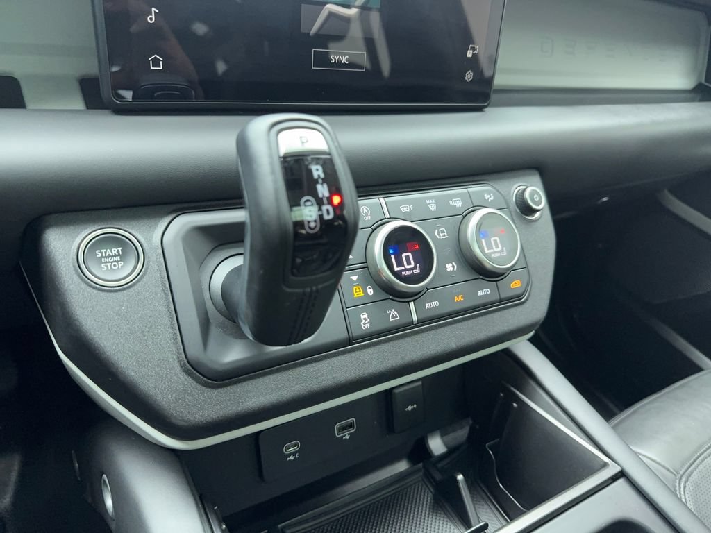 Used 2024 Land Rover Defender 110 S AWD/4WD image 30