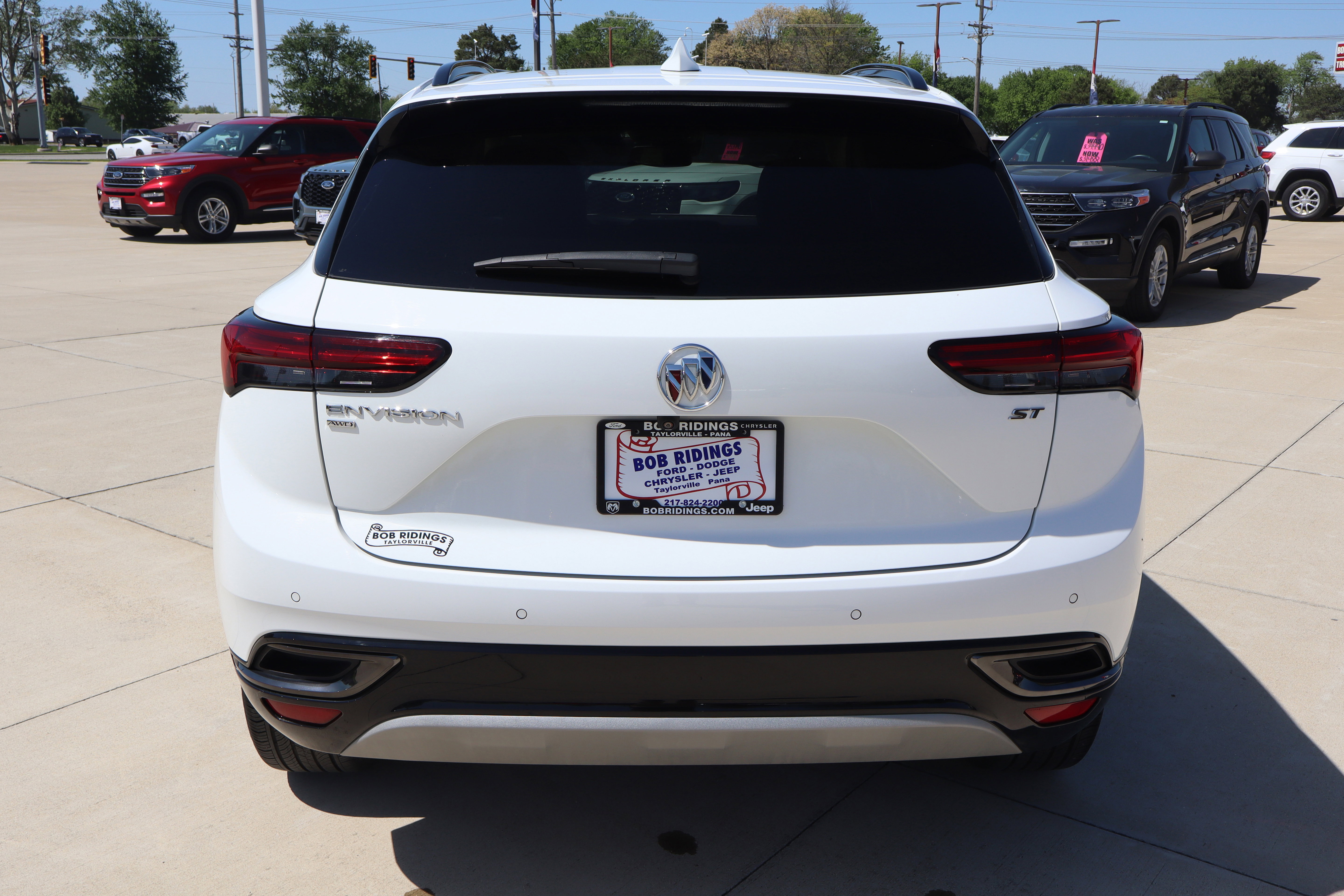 Used 2023 Buick Envision Preferred w/ Sport Touring Package AWD/4WD image 7