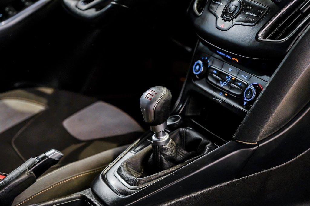 Used 2015 Ford Focus ST image 27