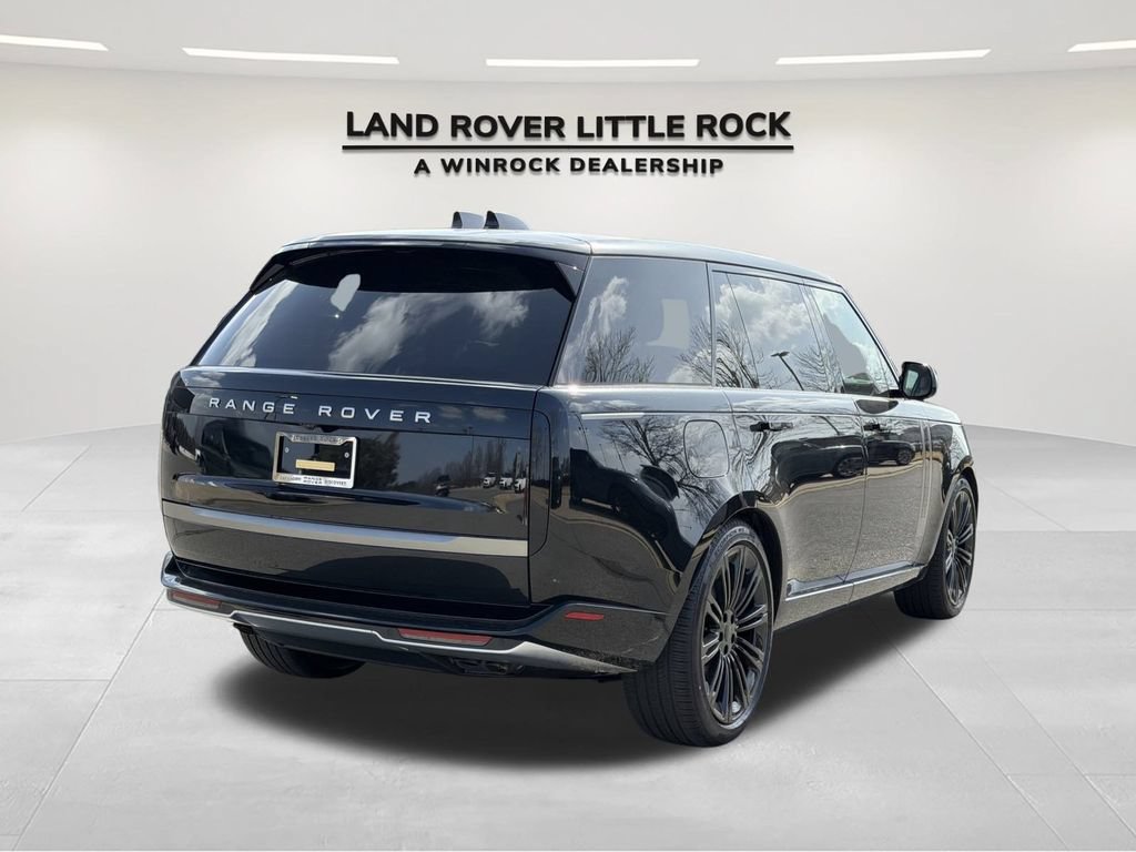 New 2026 Land Rover Range Rover Long Wheelbase SE AWD/4WD image 2