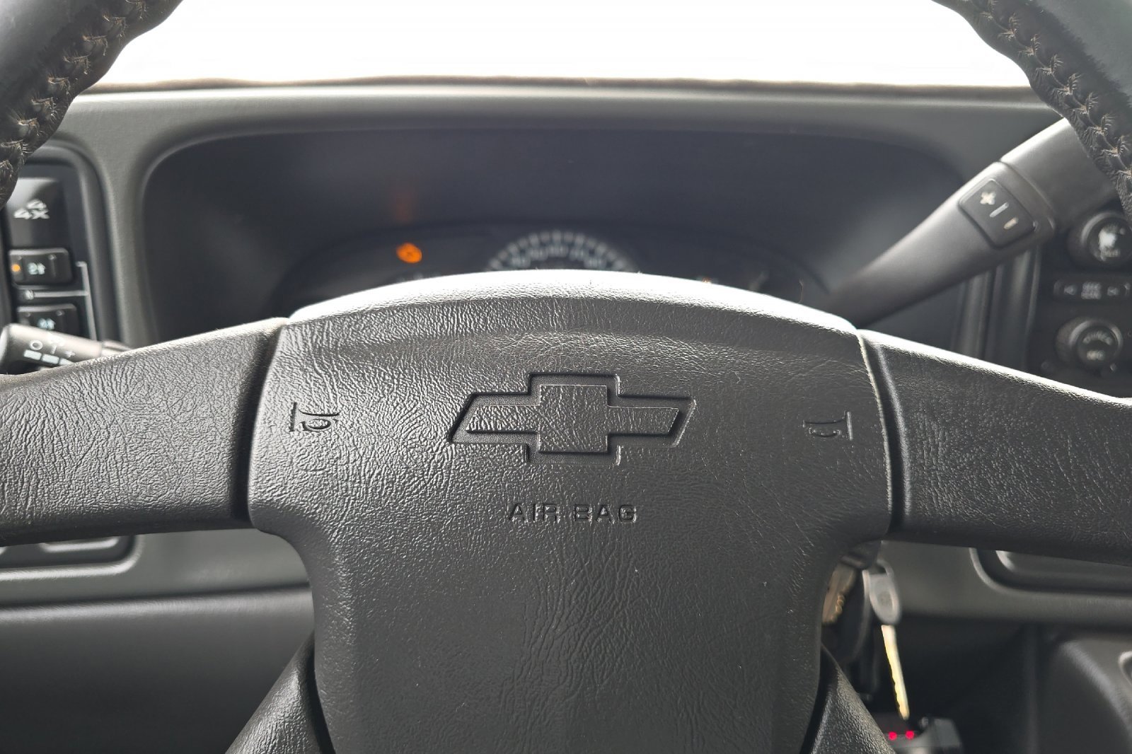 Used 2006 Chevrolet Silverado 2500 LT w/ Heavy-Duty Power Package image 31