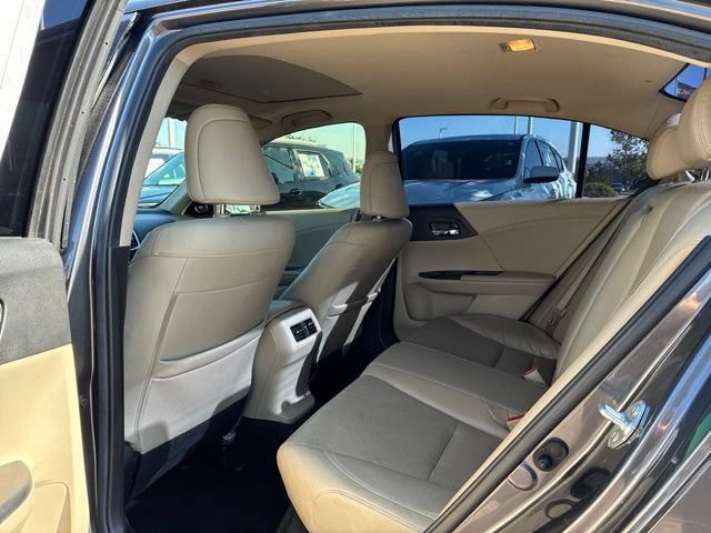 Used 2017 Honda Accord EX-L image 23