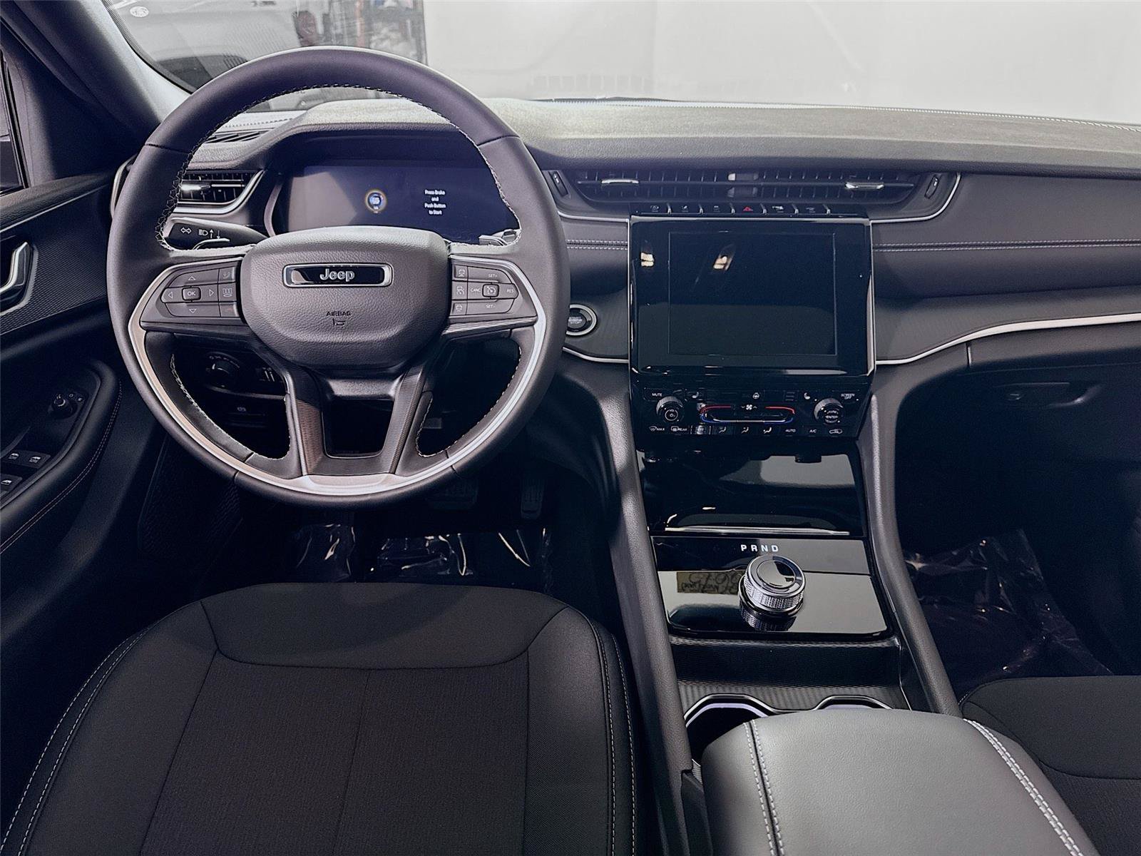 New 2026 Jeep Grand Cherokee L 4WD image 2