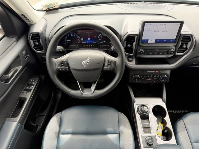 Used 2024 Ford Bronco Sport Outer Banks w/ Tech Package AWD/4WD image 16
