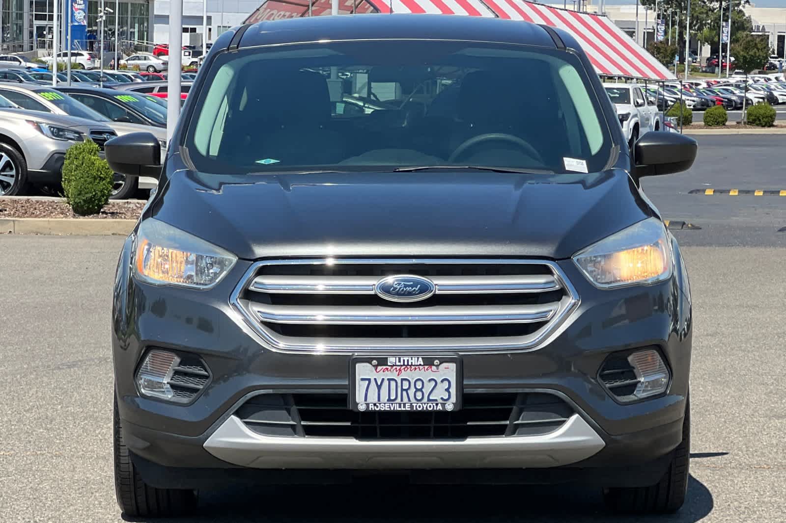 Used 2017 Ford Escape SE FWD image 10
