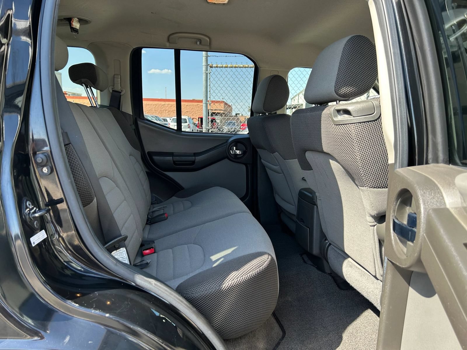 Used 2006 Nissan Xterra S AWD/4WD image 28