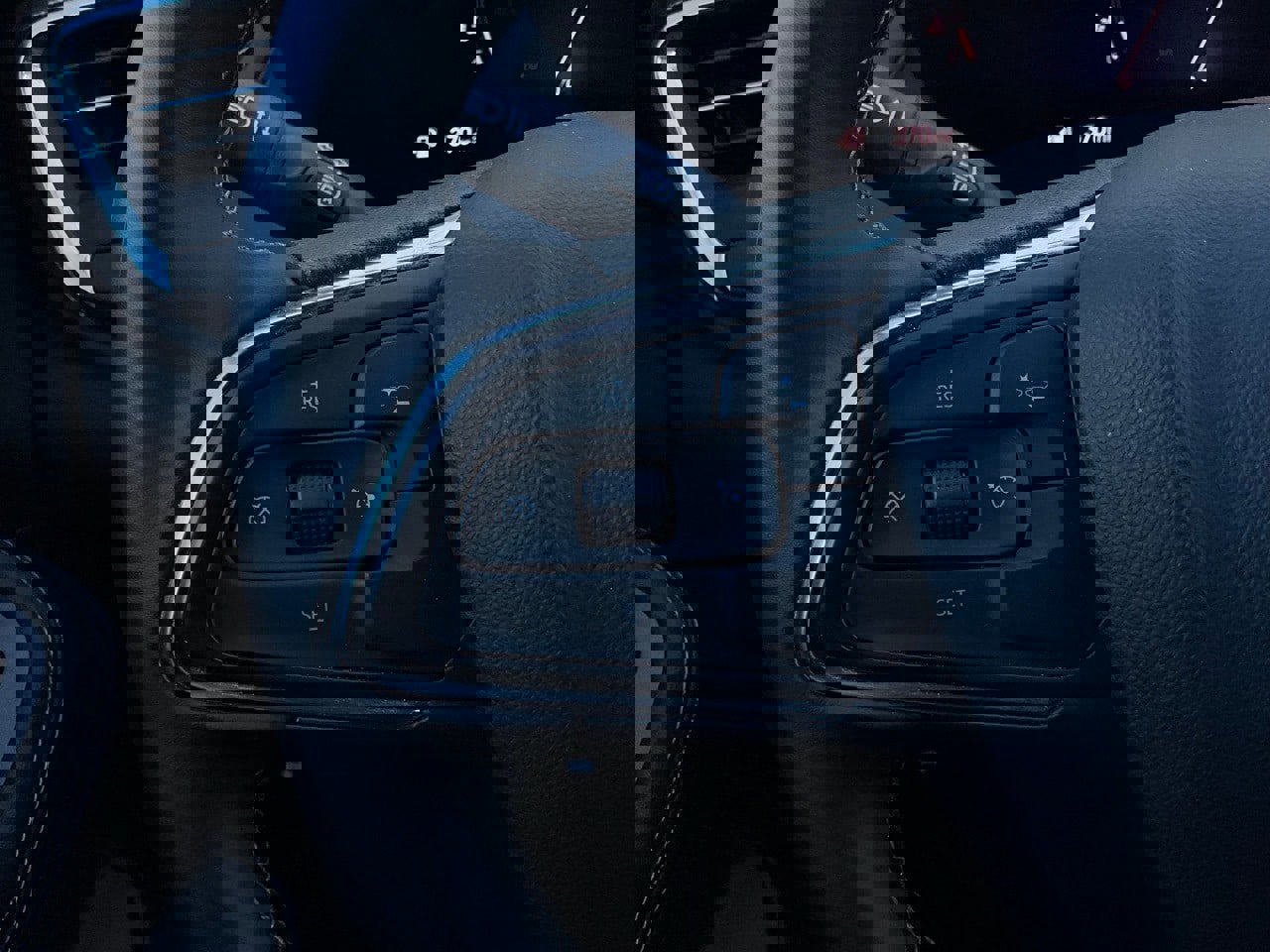 Used 2025 Buick Encore GX Preferred image 32