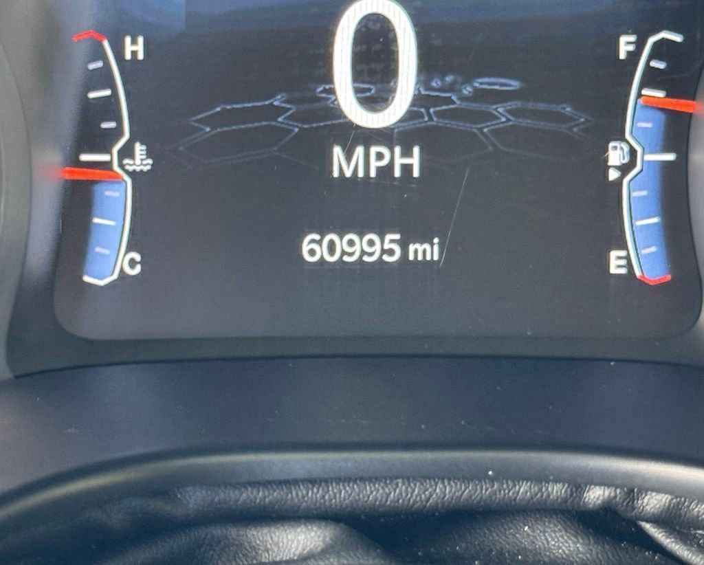 Used 2024 Jeep Compass Latitude image 4