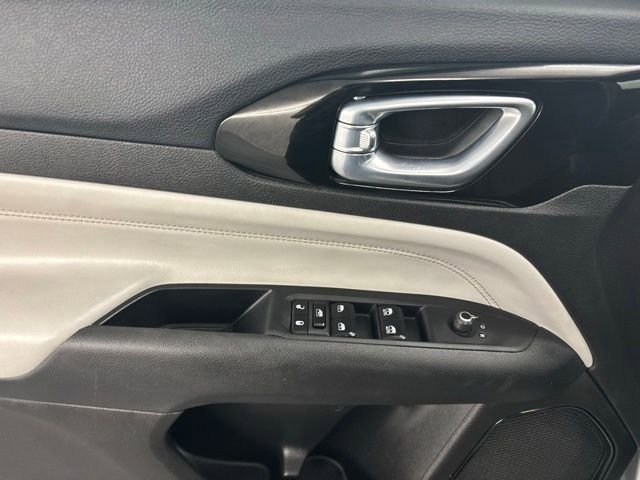 Used 2025 Jeep Compass Limited AWD/4WD image 20