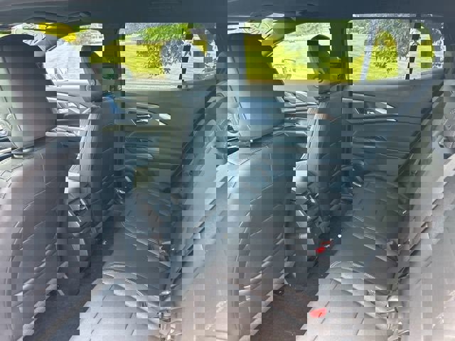 New 2025 Chevrolet Equinox EV LT image 23