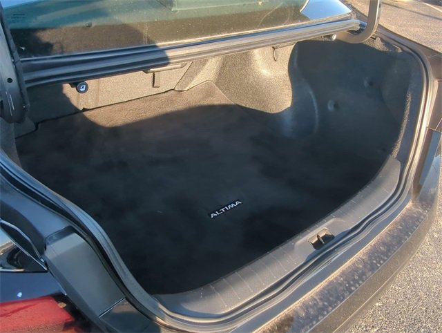 Used 2024 Nissan Altima 2.5 SV image 23