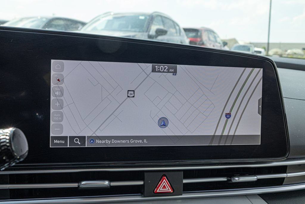 Certified 2024 Hyundai Elantra Limited FWD image 17