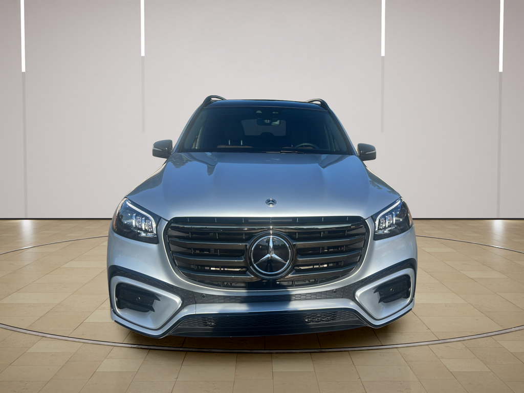 Used 2025 Mercedes-Benz GLS 450 4MATIC image 10