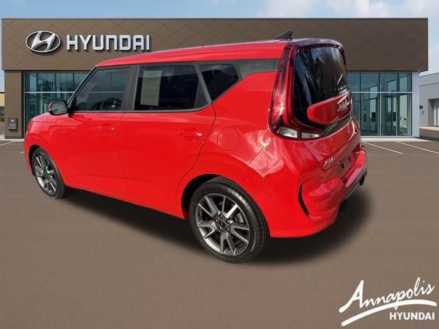 Used 2022 Kia Soul Turbo image 3