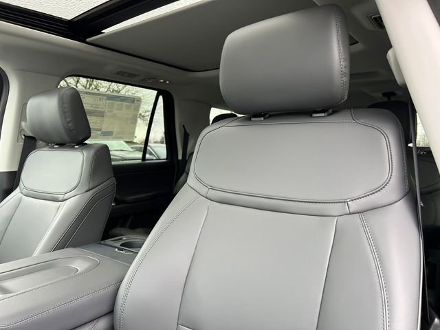 New 2026 Ford Expedition Max Active image 17