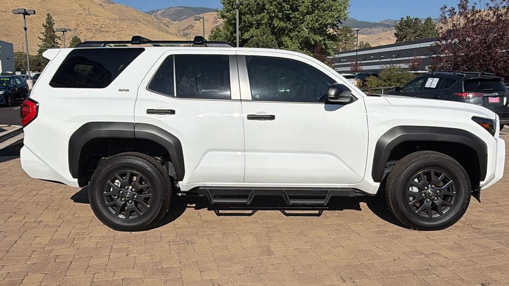 Used 2025 Toyota 4Runner SR5 AWD/4WD image 2