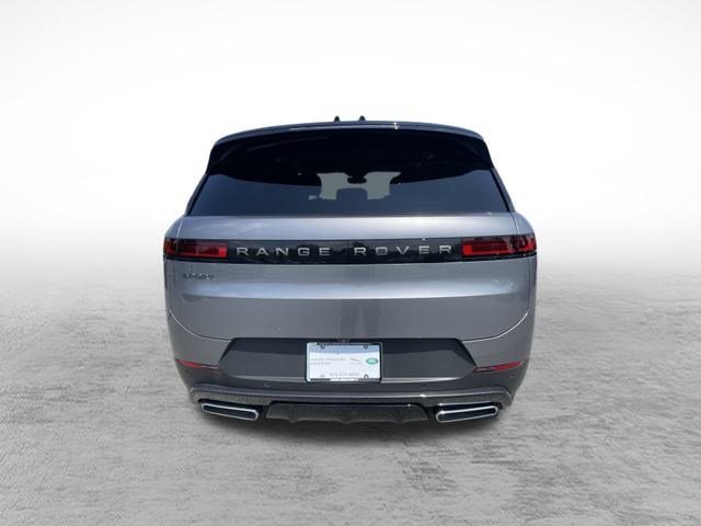New 2025 Land Rover Range Rover Sport SE image 6