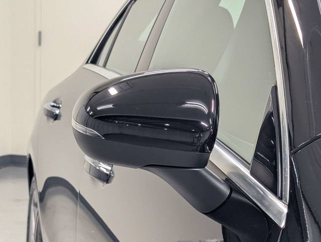 Used 2023 Mercedes-Benz CLA 250 4MATIC image 29