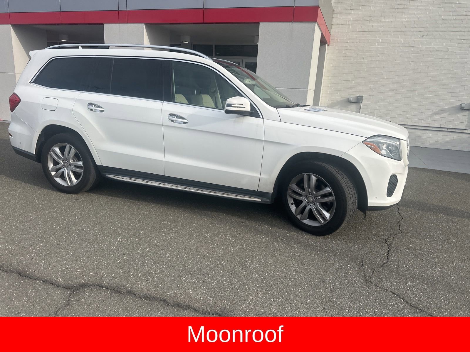 Used 2017 Mercedes-Benz GLS 450 4MATIC image 10