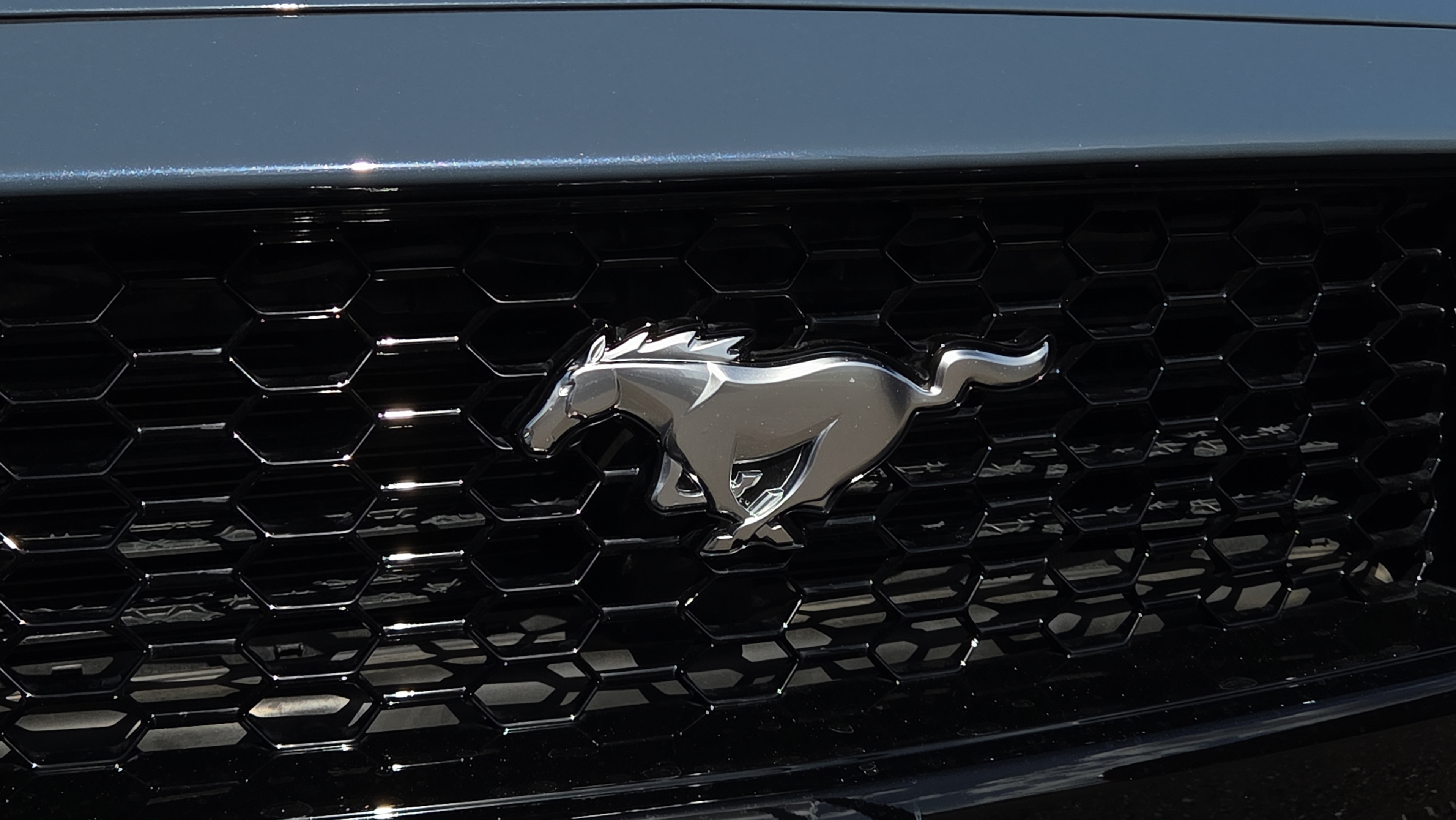Used 2025 Ford Mustang GT Premium RWD image 32