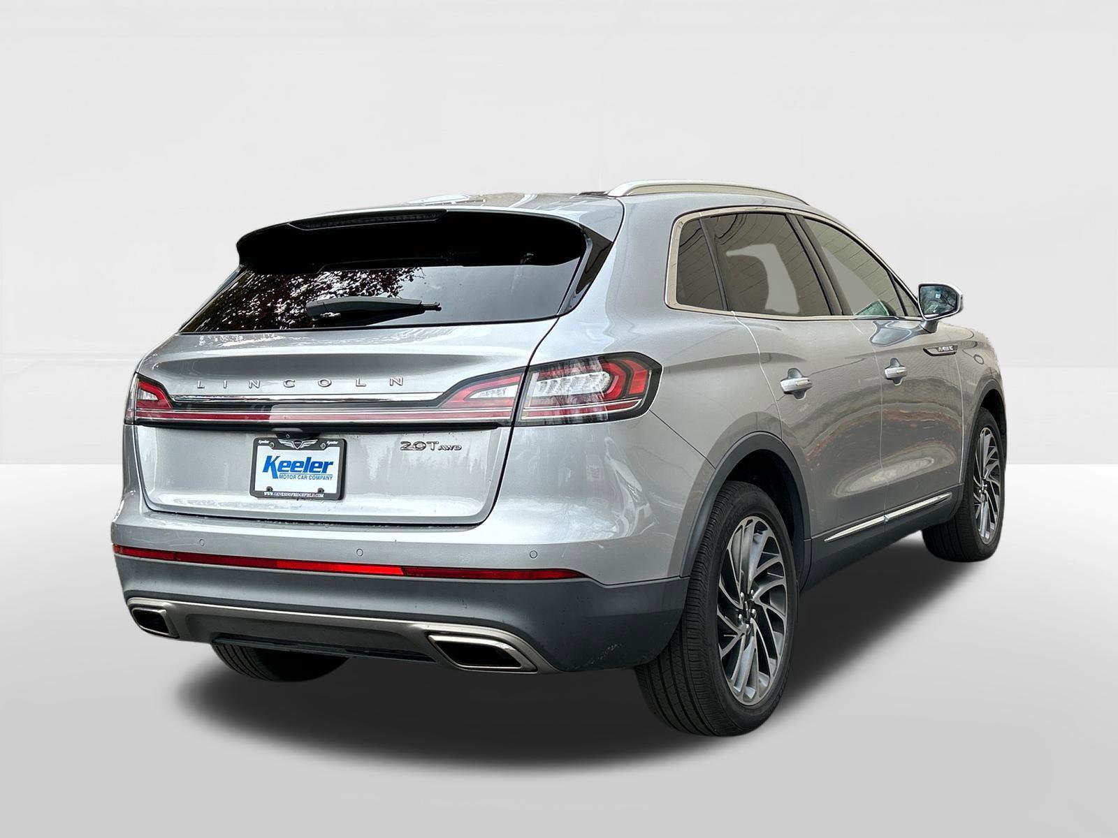 Used 2020 Lincoln Nautilus Reserve w/ Cargo Utility Package image 2