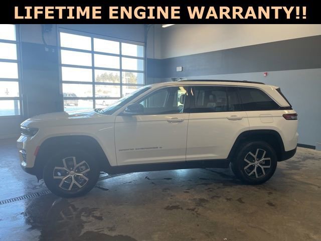 Used 2024 Jeep Grand Cherokee Limited image 5