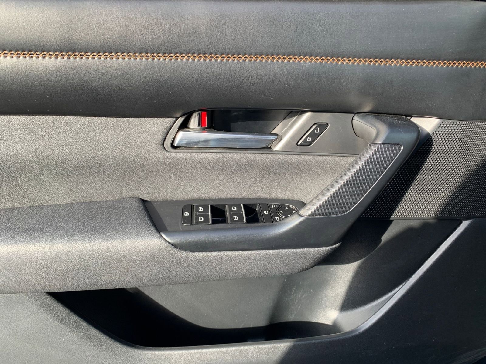 Used 2025 MAZDA CX-50 2.5 Hybrid w/ Premium Plus Pkg image 18