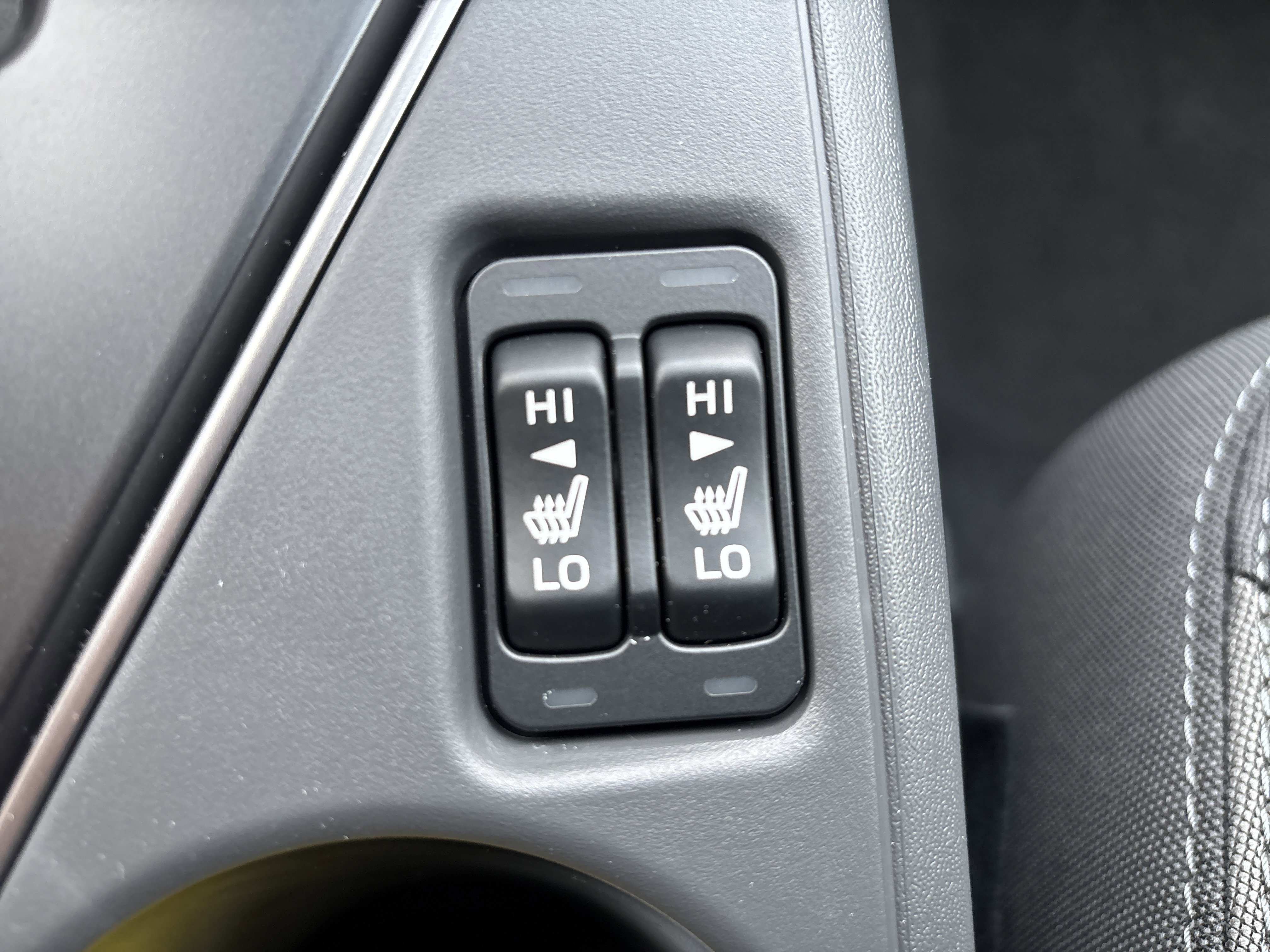 Used 2025 Subaru Crosstrek 2.0i Premium image 27