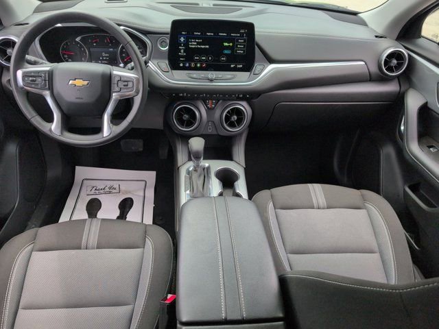 Used 2025 Chevrolet Blazer LT FWD image 25
