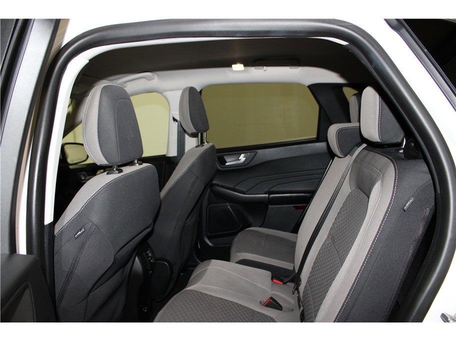 Used 2021 Ford Escape SE image 12