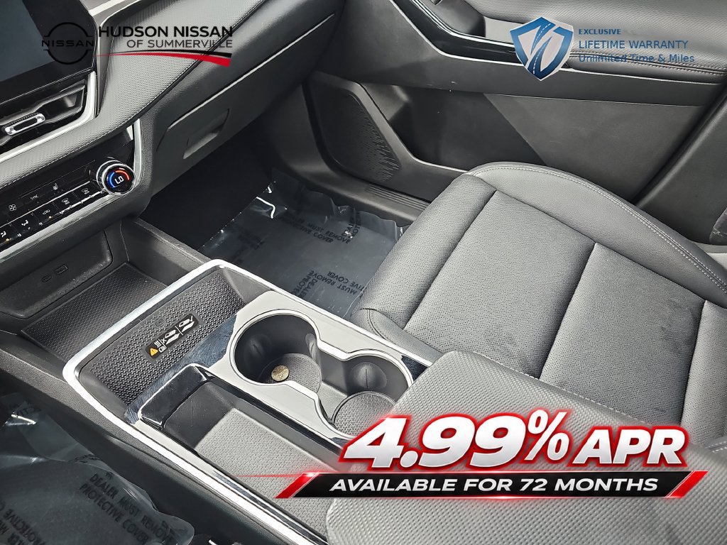 Used 2025 Chevrolet Equinox LT w/ Convenience Package II FWD image 26
